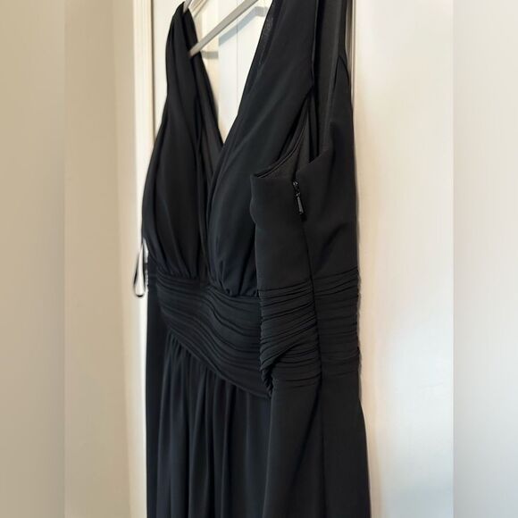 Bridesmaid Black Floor Length Dress Sleeveless Side Zip V Neck - Picture 7 of 7